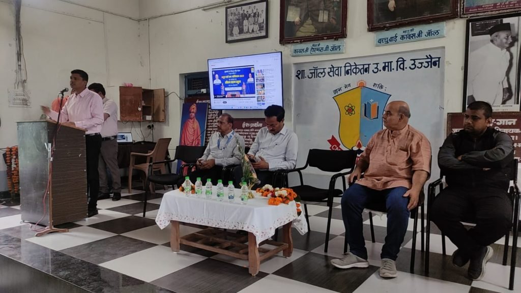 स्कूल चलें हम अभियान-2023 का शुभारम्भ हुआ, विभिन्न विद्यालयों में कार्यक्रम आयोजित किये