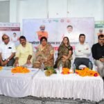 जन-संवाद शिविर का लाभ जिन्हें मिला है वे अन्य लोगों को भी बतायें -श्रीमती यादव  वार्ड-34 के जयसिंहपुरा में जन-संवाद शिविर का आयोजन किया गया  स्थानीय निवासियों ने विभिन्न समस्याएं विभागों के अधिकारियों के समक्ष रखी