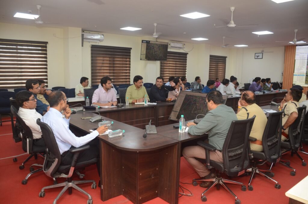 *सिंहस्थ 2028 के प्रगतिरत कार्यों की संभागायुक्त  गुप्ता ने की समीक्षा*