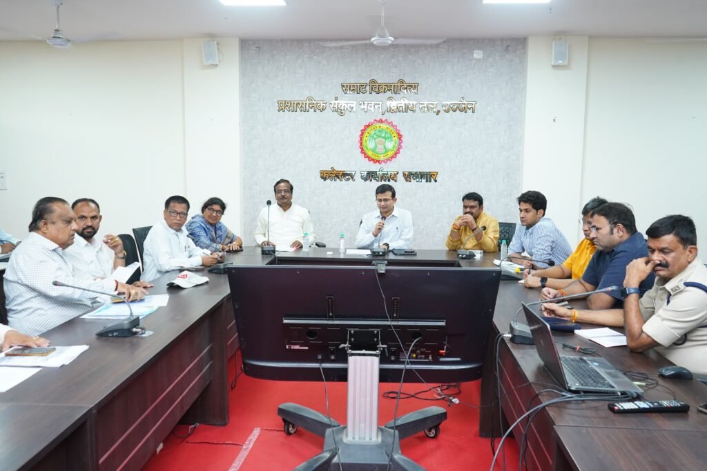 *गंगा दशहरा पर्व :* *15 एवं 16 जून को शिप्रा तीर्थ परिक्रमा में बड़ी संख्या में शामिल होंगे श्रद्धालु*