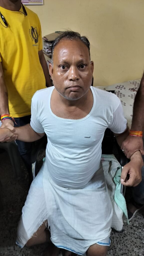 लोकायुक्त उज्जैन की कर्यवाही कनिष्ठ खाद्य आपूर्ति अधिकारी जावरा को 4000 रु लेते हुए पकड़ा रगे हाथ